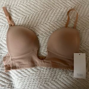 Tobi deep V nude bra